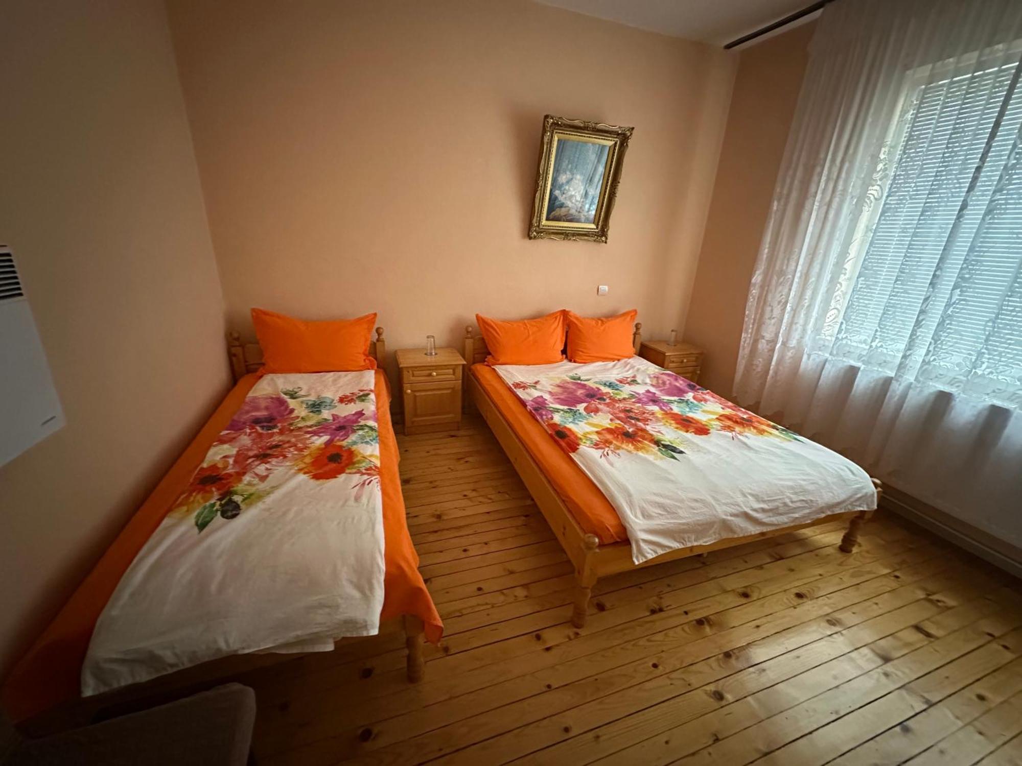 Velkovski Guest House 希萨里亚 外观 照片