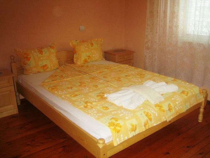 Velkovski Guest House 希萨里亚 外观 照片