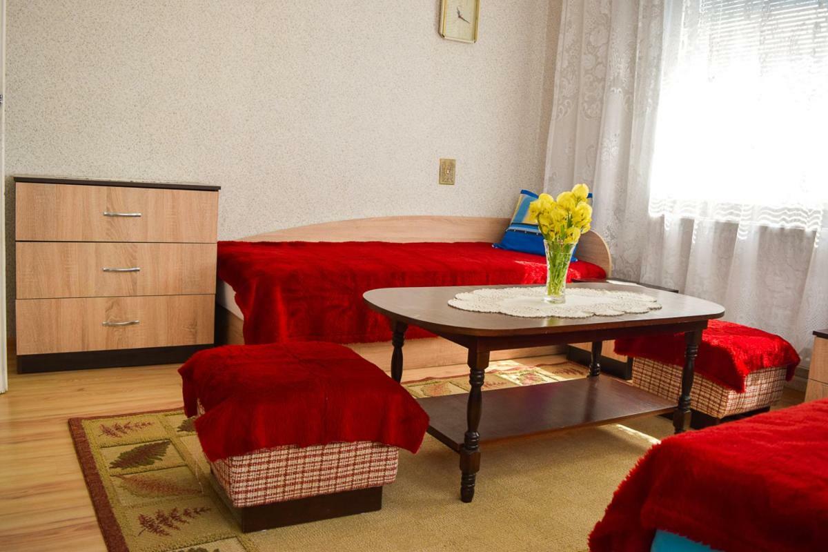 Velkovski Guest House 希萨里亚 外观 照片